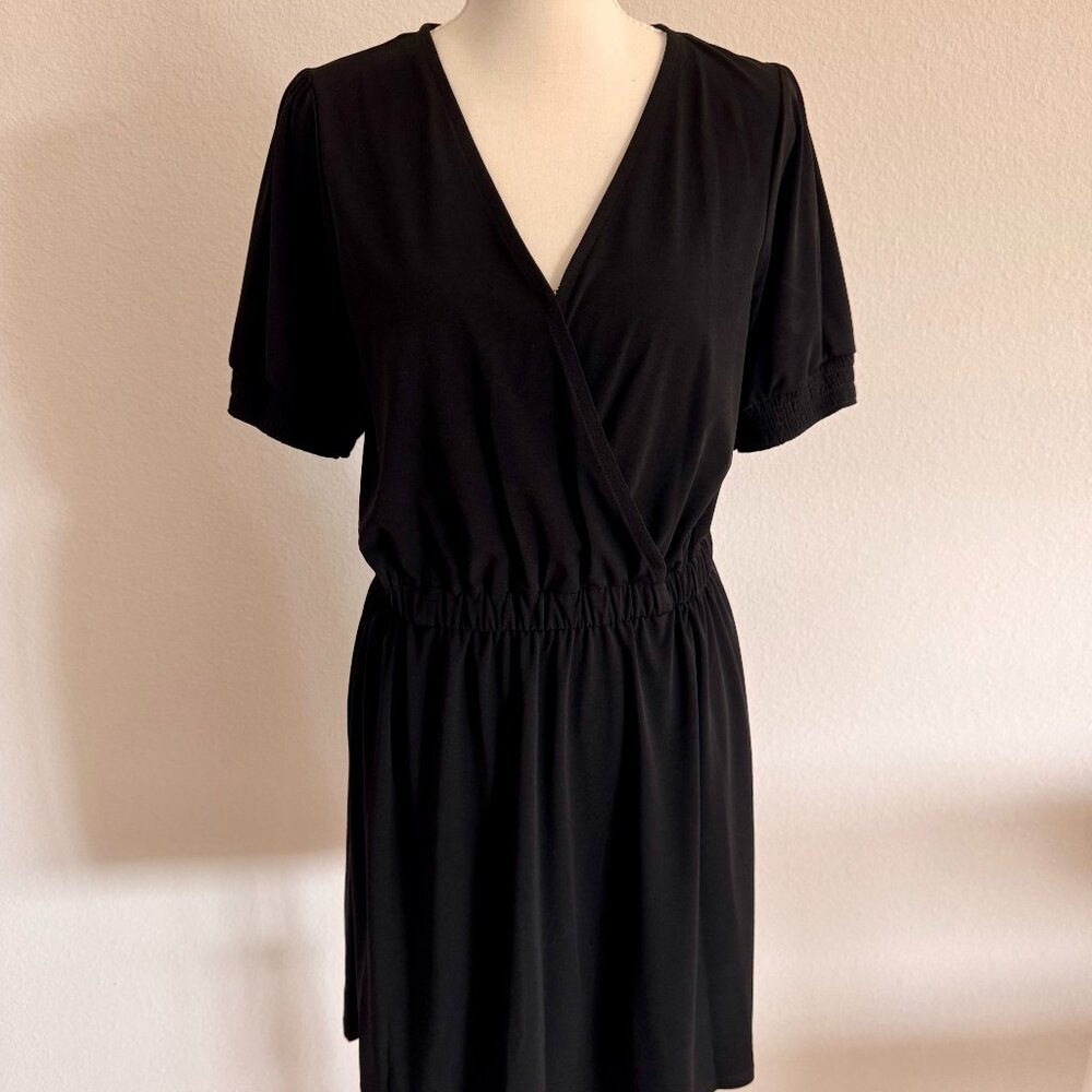 Michael Kors Black Dress with Elastic Waist and Sleeves